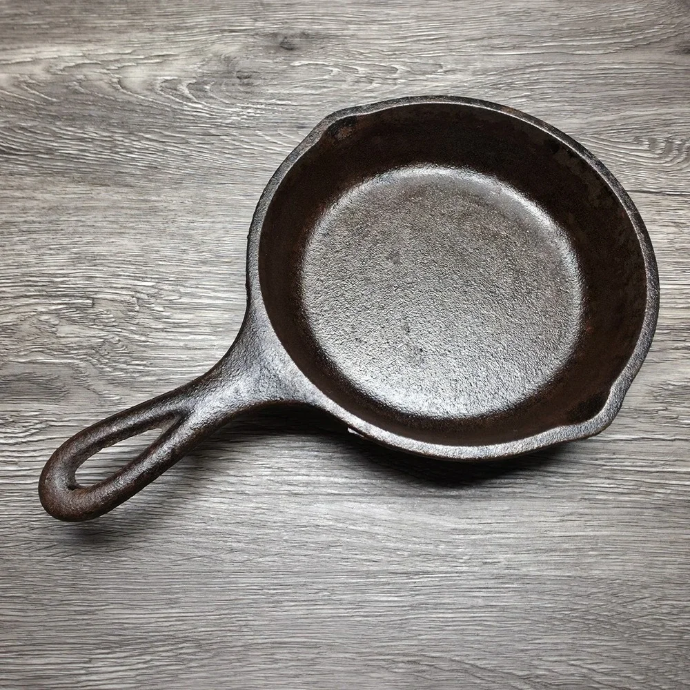 Vintage Lodge 3SK Cast iron Skillet 6.5